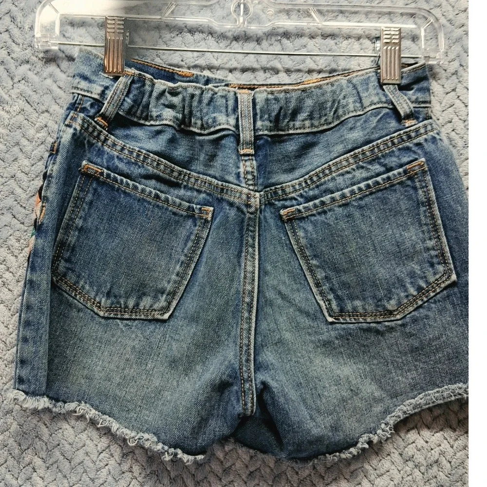 Old Navy Girls Blue Denim Embroidered Geometric Shorts Size 14 Frayed Hem